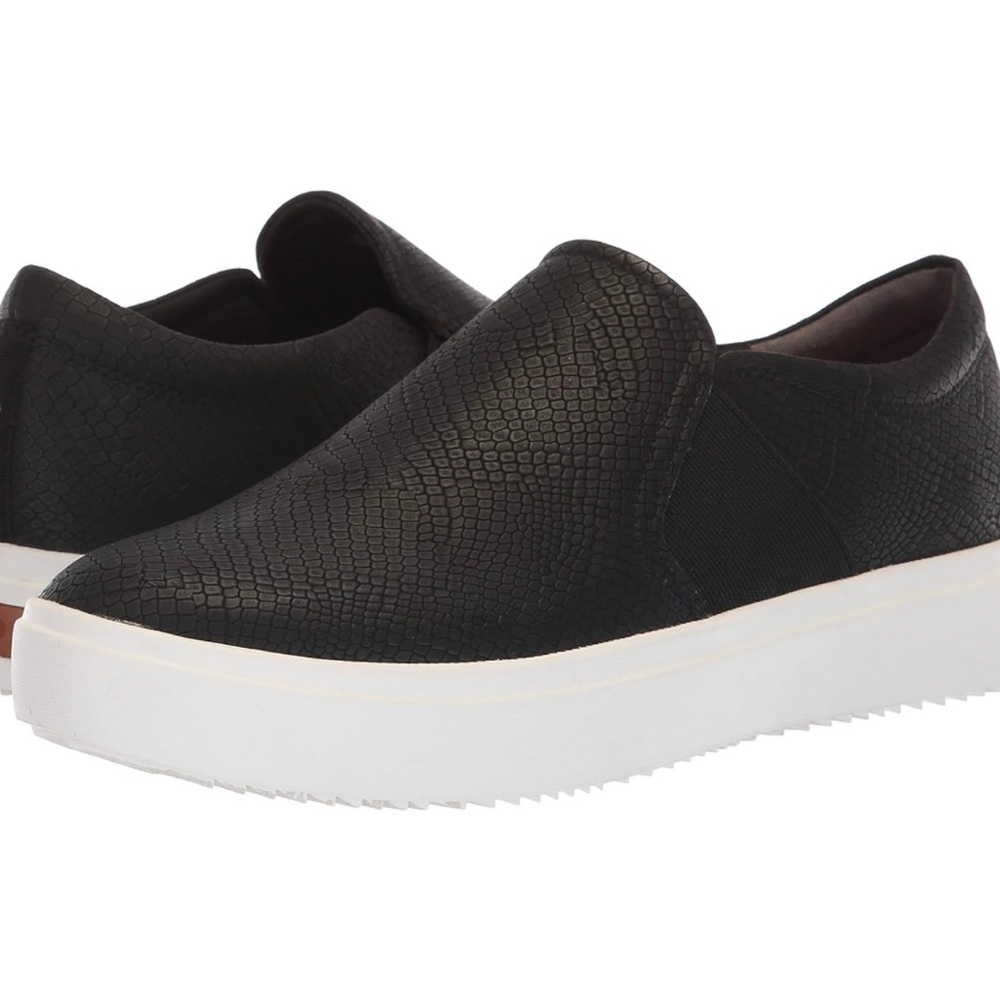 Dr. Scholl’s Women’s Wander Up Slip on Sneakers